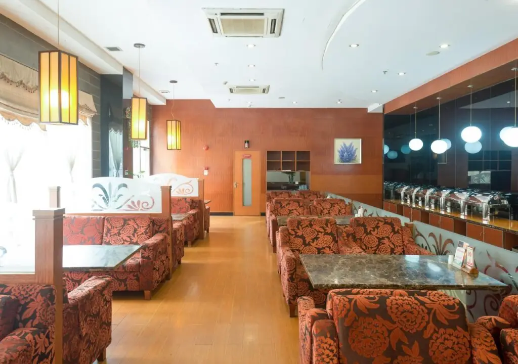 Шэньчжэнь: Harmony Business Hotel