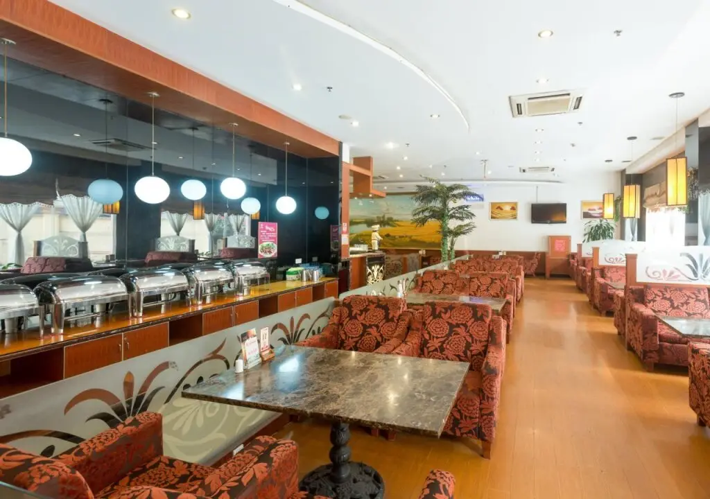 Шэньчжэнь: Harmony Business Hotel