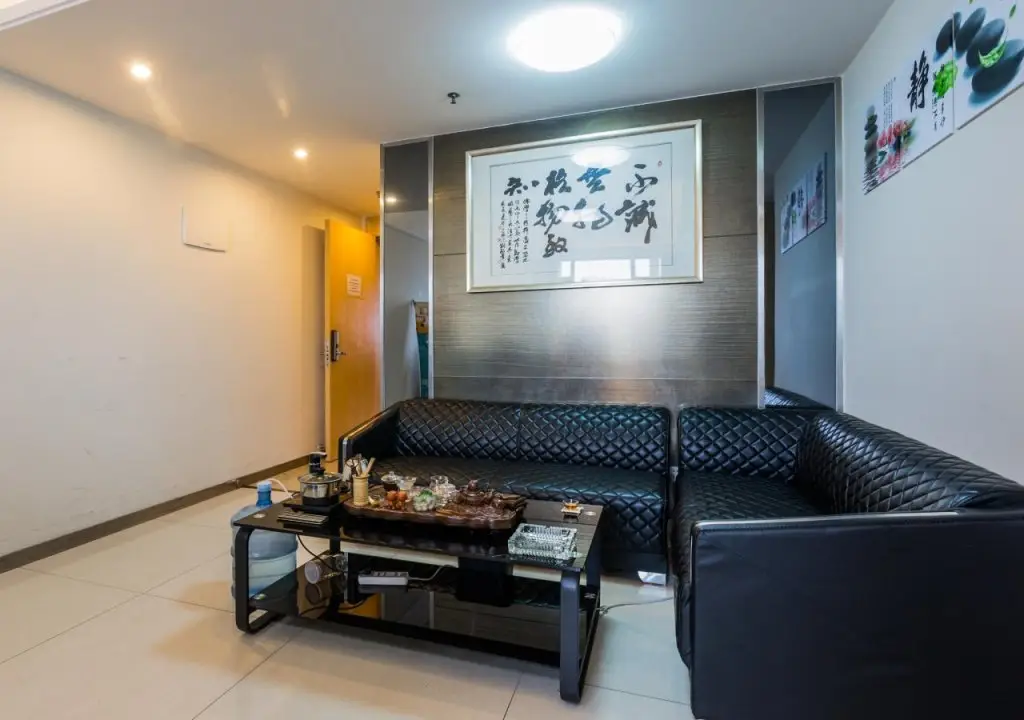 Xingyi International Hotel Hopson Plaza — фото 1