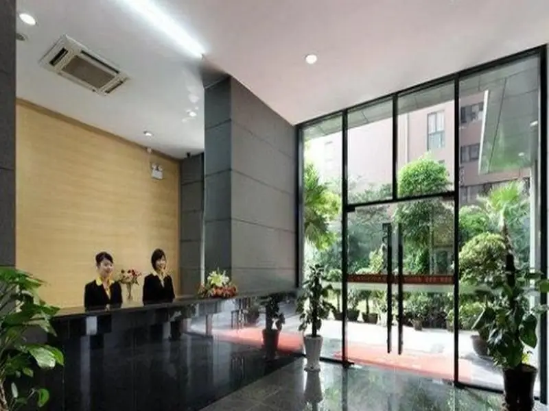 Шэньчжэнь: Maple Leaf Pinyuan Hotel - Shenzhen