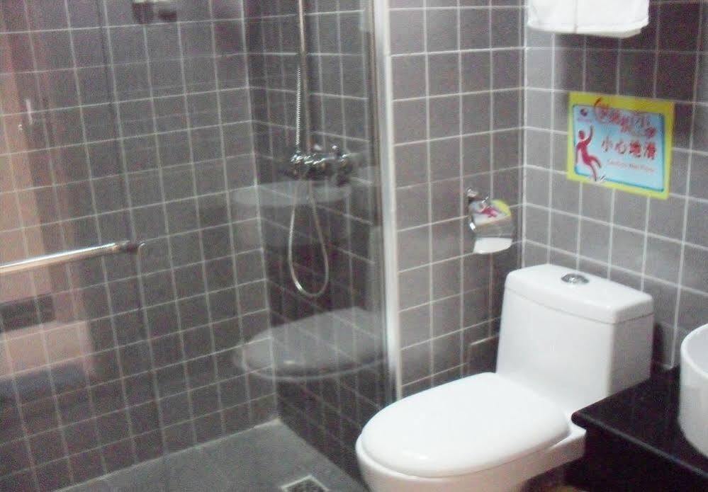 Цзинань: Dushi 118 Hotel