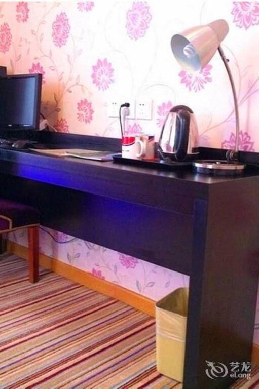 Цзинань: Dushi 118 Hotel