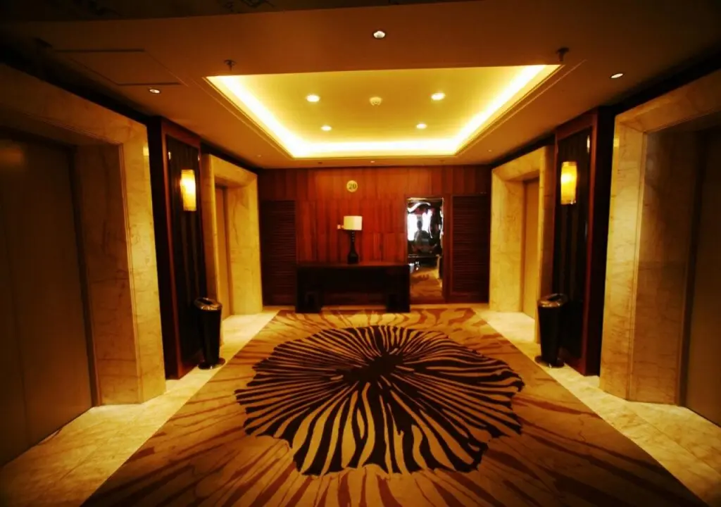 Харбин: Manhattan Hotel
