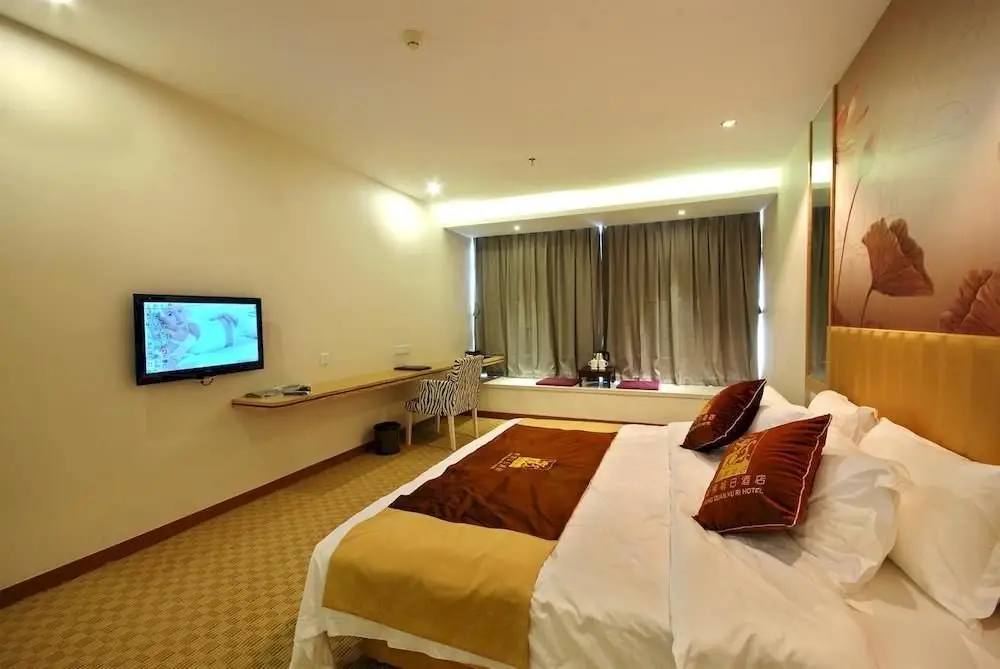 Longquan Xuri Hotel — фото 1
