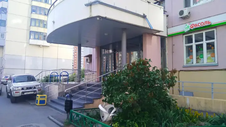 Красногорск: Studios Crocus (Студио Крокус) на Подмосковном