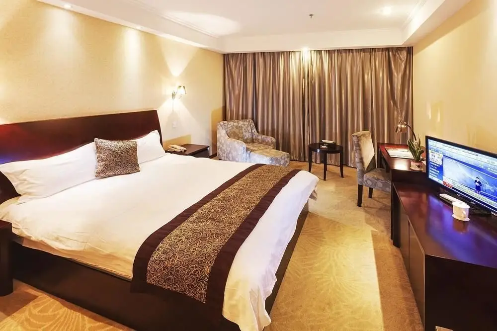 Baicaoyuan Hotel — фото 1