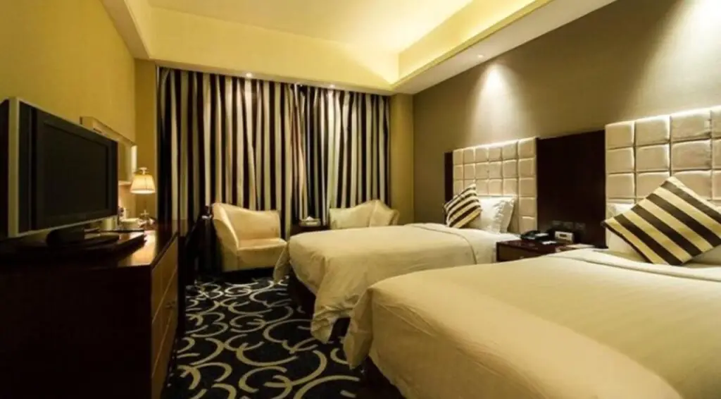 Чжэнчжоу: Ramada Plaza Zhengzhou