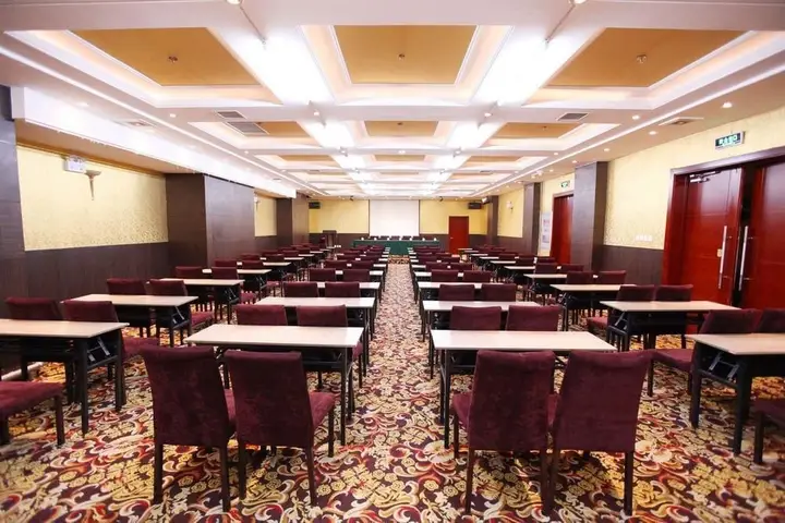 Харбин: Harbin Henghe Spring Holiday Hotel