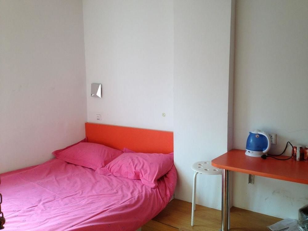 Нанкин: Ruizhihua Apartment