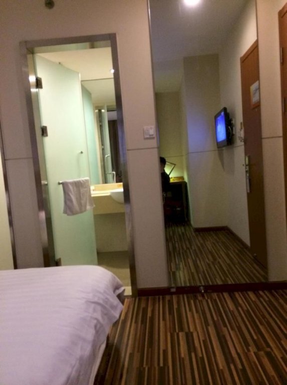 Чэнду: Chengdu Jiali Hotel