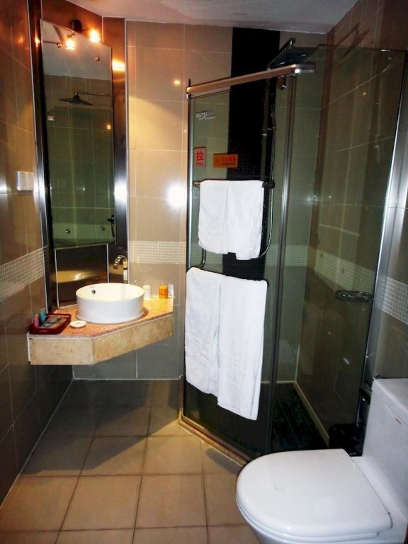 Хэфэй: Motel 168 Hefei Huai He Road Inn