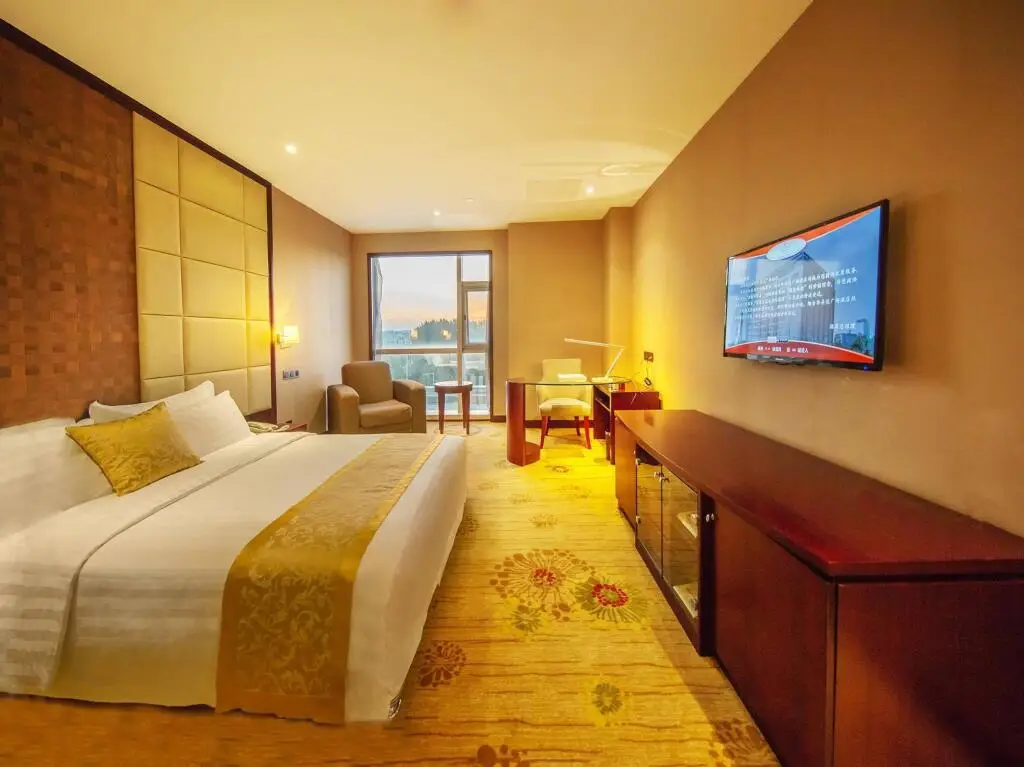 Яньтай: Yantai Meiya International ApartHotel (Previous Ramada Plaza)