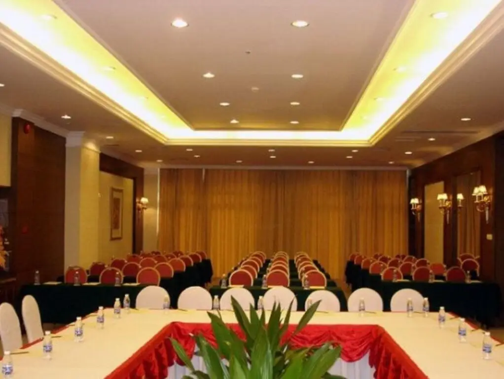 Гуанчжоу: Chateau Star River Apartment