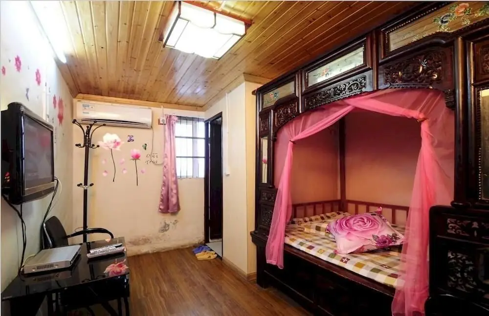 Цзясинь: Xitang Tong Fu Hotel