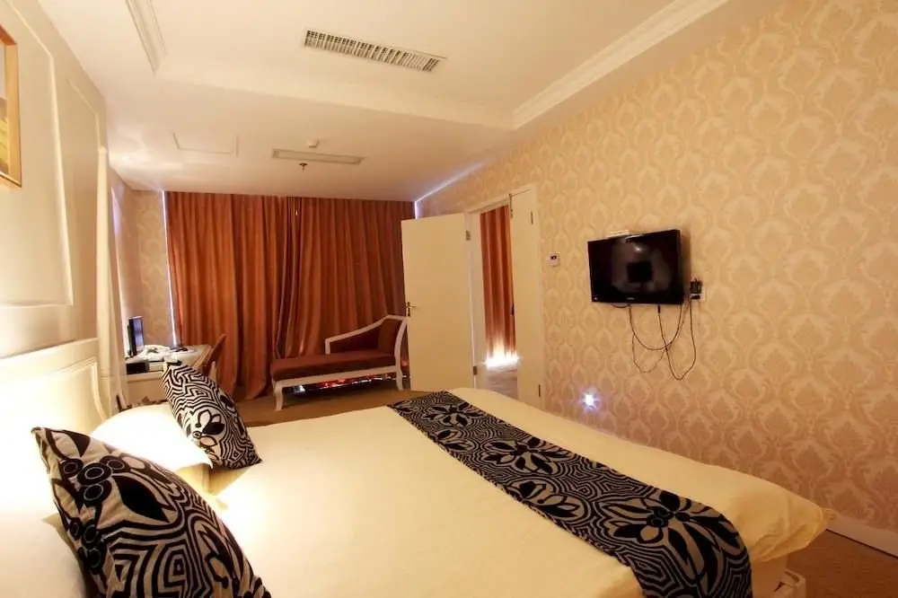 Ханчжоу: Tonglu Baioute Holiday Hotel