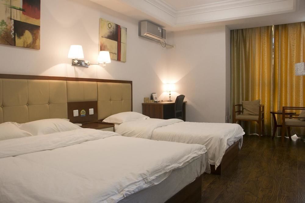 Циндао: Yiyaju Hotel Apartment Qingdao 7080 Central Square