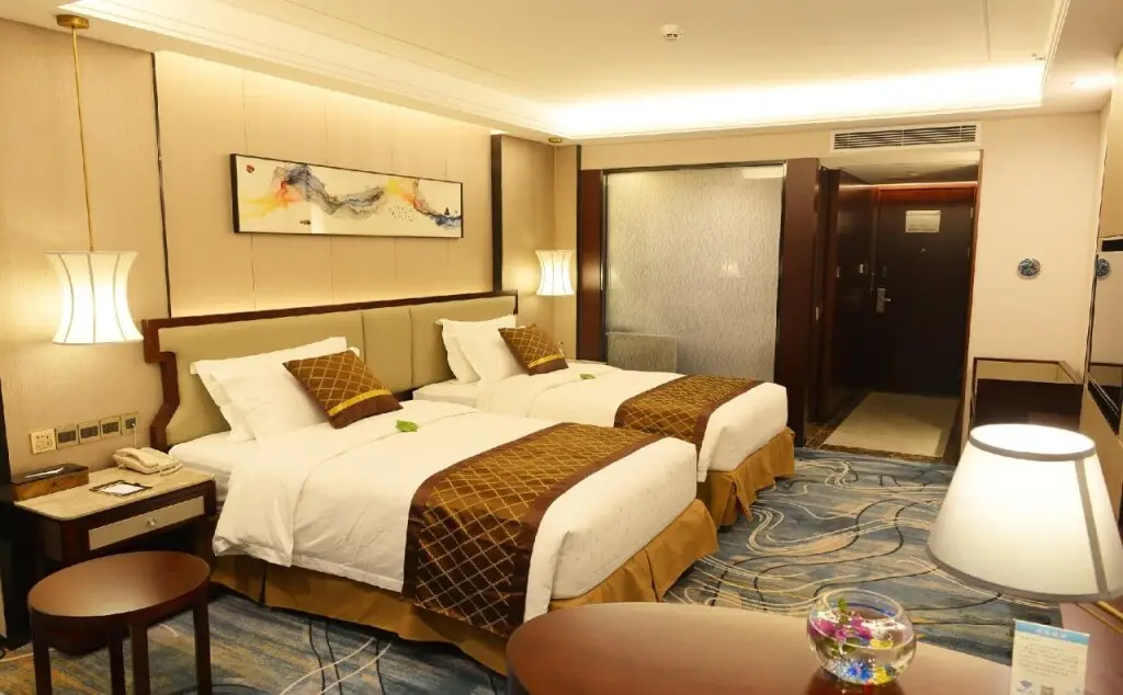 Шэньчжэнь: Shenzhen Silver Lake Conference Center Hotel