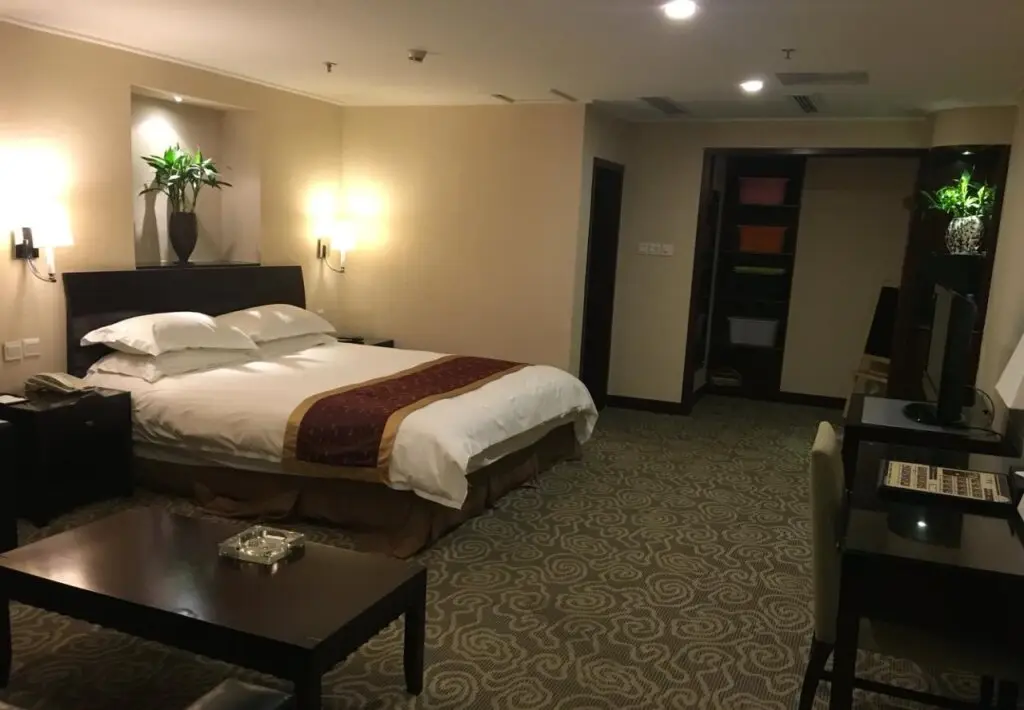 Нанкин: Tiansheng Hotel