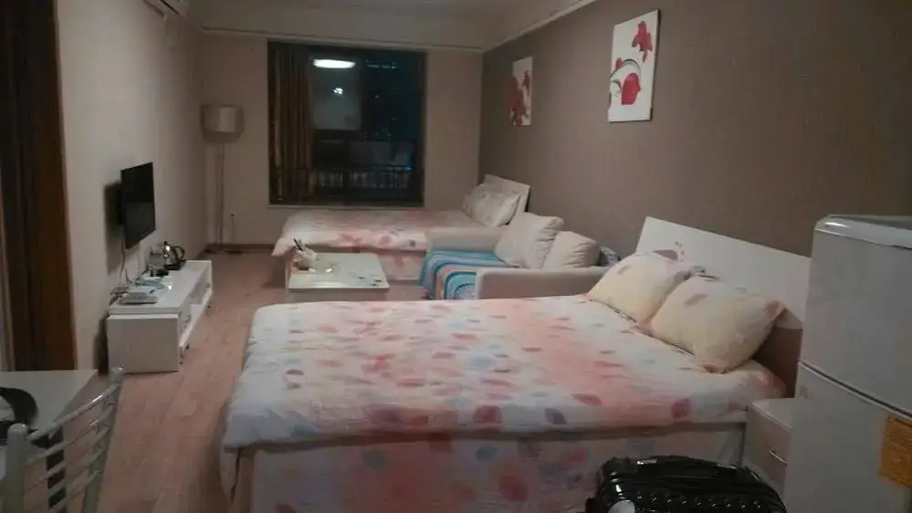 Чэнду: 成都心灵家园精品度假短租公寓