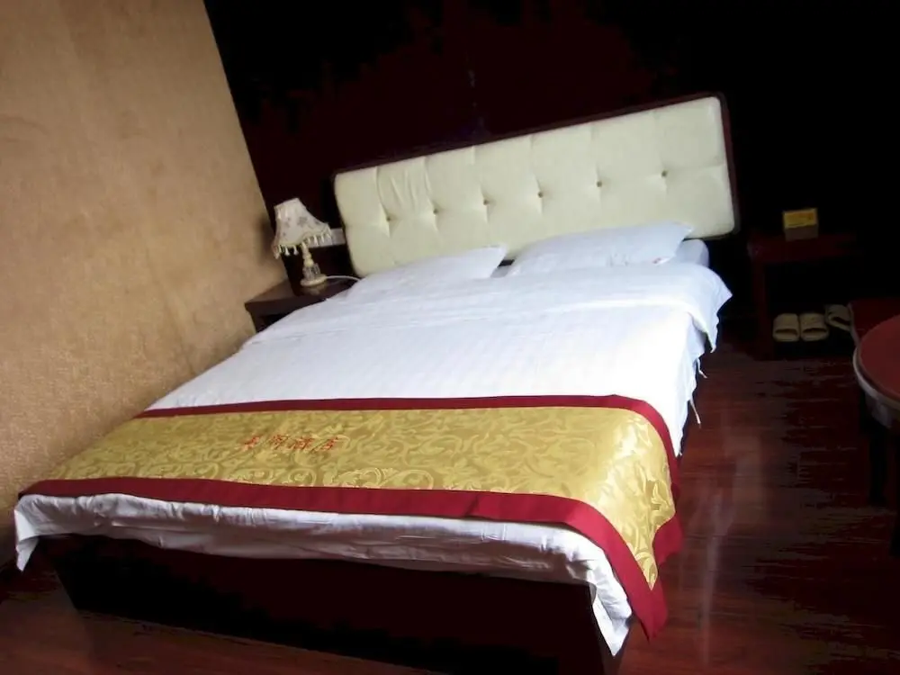 Чэнду: Super 8 Collection Hotel (Kuanzhai Alley Luomashi Subway Station)