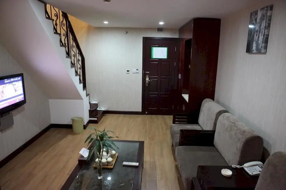 Ханчжоу: Ji Hotel Hangzhou Binjiang Jiangling Road Metro Station