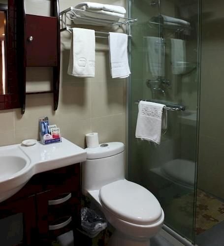 Ханчжоу: Ji Hotel Hangzhou Binjiang Jiangling Road Metro Station