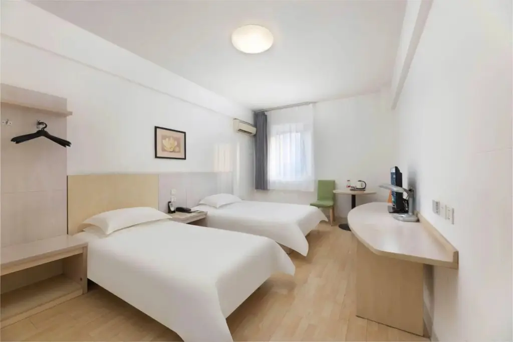 Шицзячжуан: Jinjiang Inn Shijiazhuang Ping'an Street