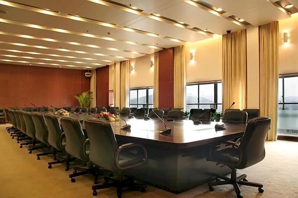 Ханчжоу: Zhejiang Industrial and Commercial Administration Cadre Training Center (Jinhui Building)