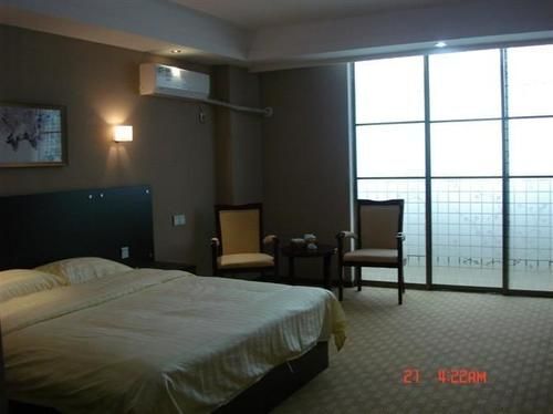 Хэфэй: Jiutelong Hotel