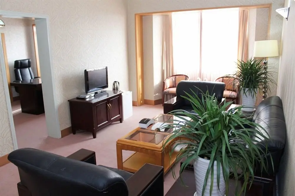 Циндао: Qingdao Yingshi Hotel