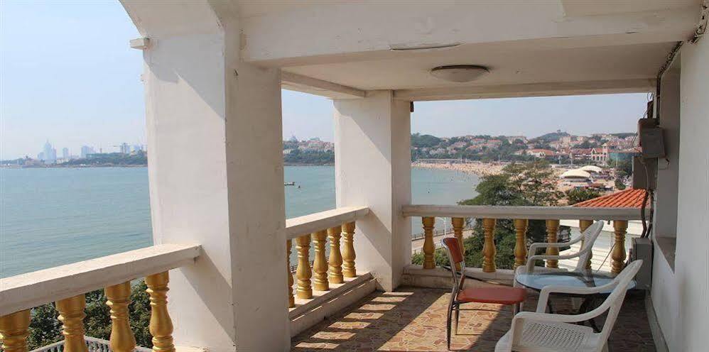 Циндао: Qingdao Dream Ship Hotel