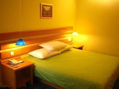 Дунъин: Home Inn Taihangshan Road - Dongying