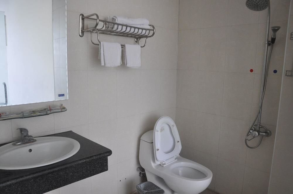 Ичунь: Wentang Wangjiang Business Hotel