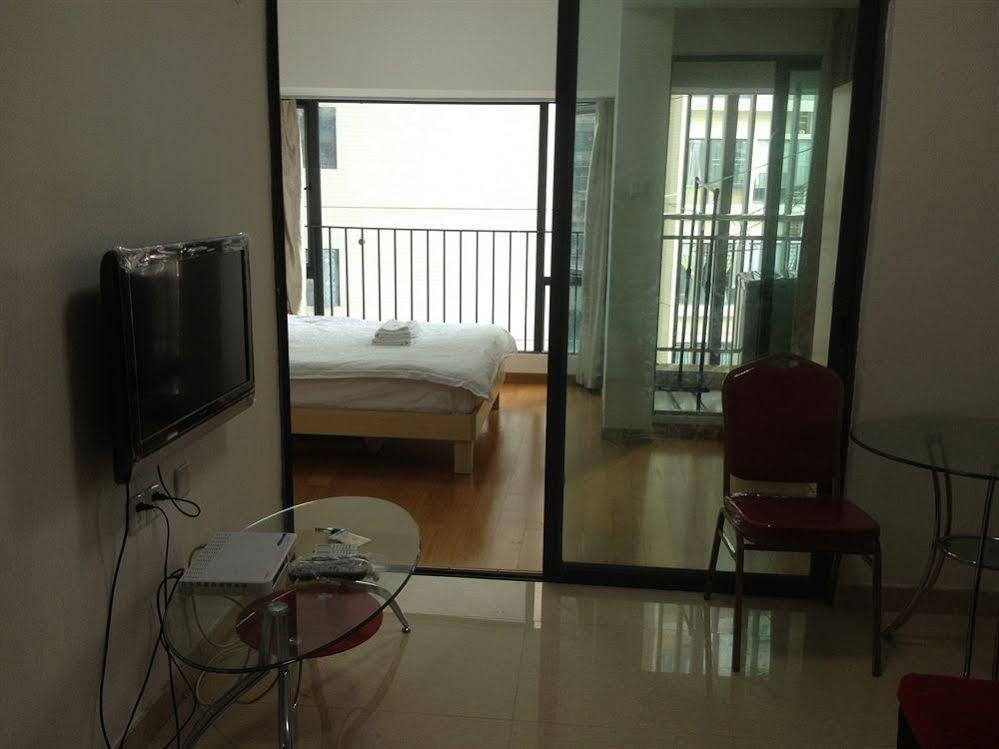 Шэньчжэнь: Shengang Apartment (Shenzhen Nanshan Metro Station)