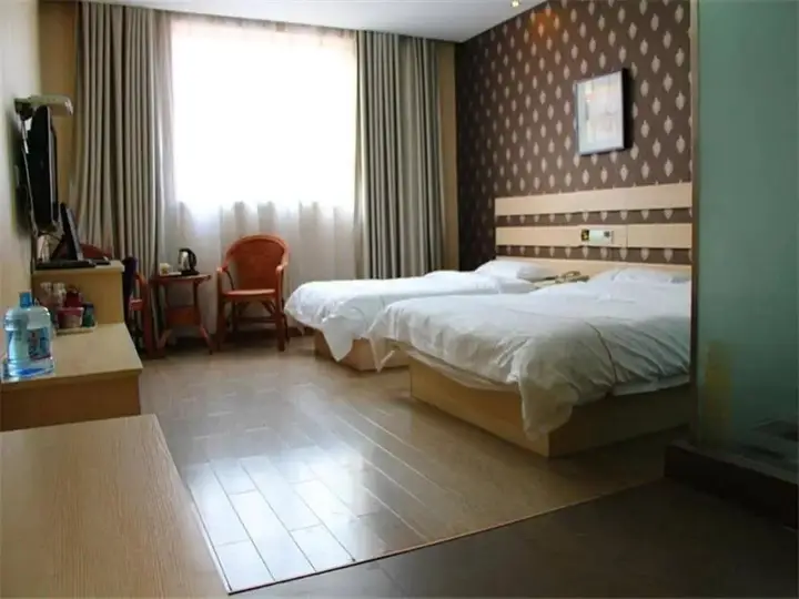 Цзаочжуан: Super 8 Hotel Shanguo Road - Tengzhou