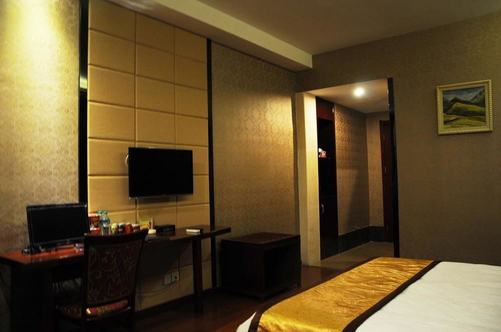 Наньчан: Xinji Holiday Hotel