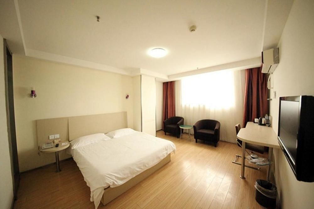 Янчжоу: Motel 168 Yangzhou Wenchang West Road