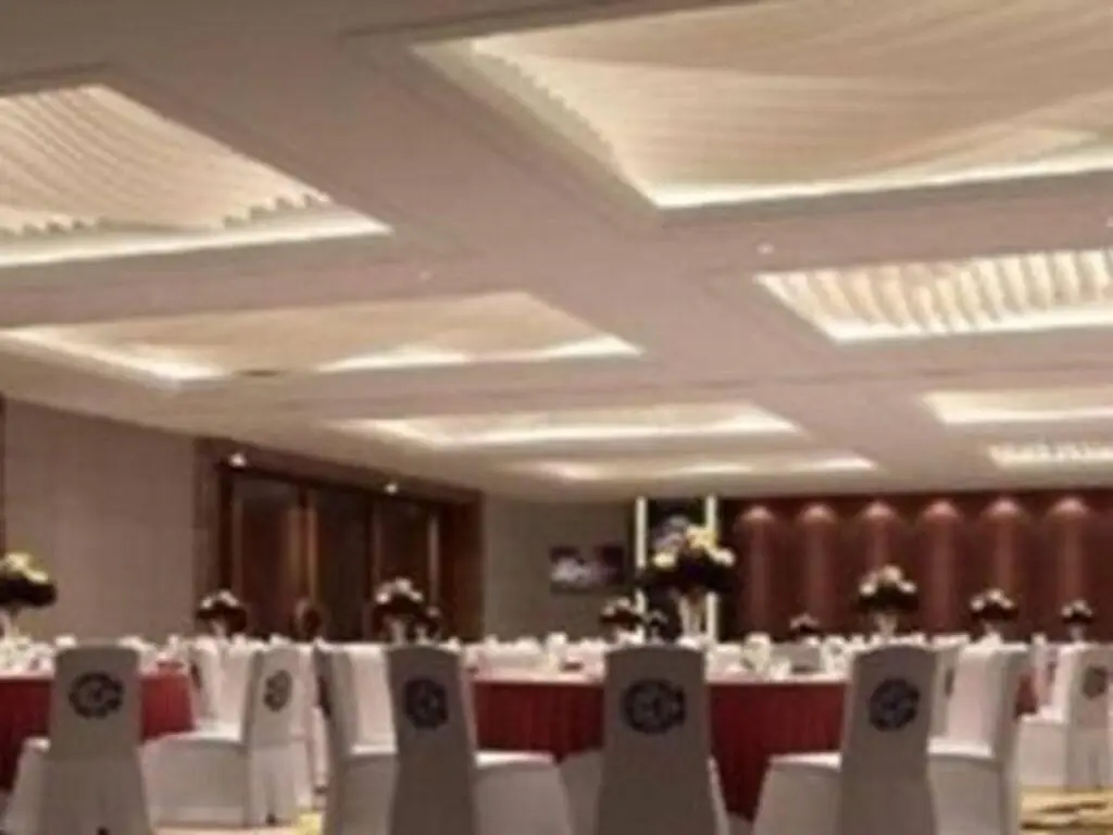 Куньмин: Hotspring Peninsula Resort Hotel