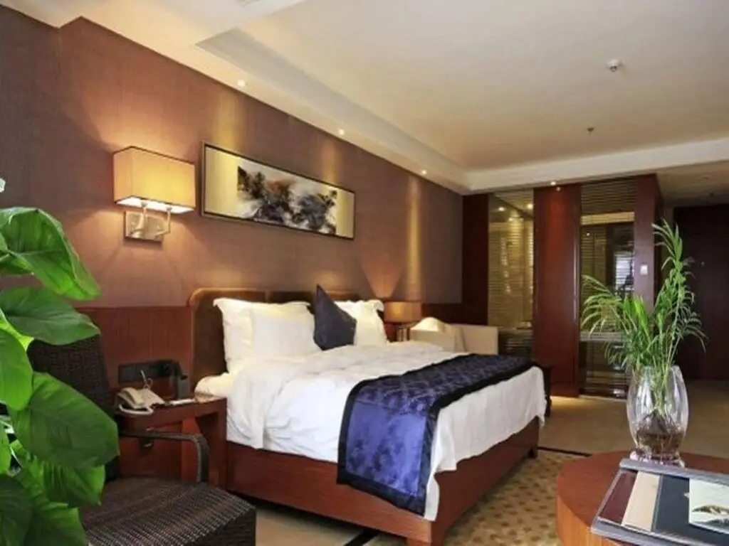 Куньмин: Hotspring Peninsula Resort Hotel