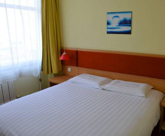 Далянь: Home Inn Qingniwaqiao