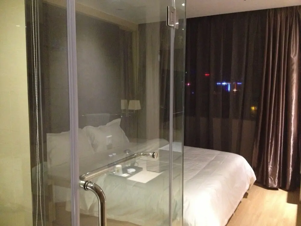 Гуанчжоу: Super 8 Hotel Guangdong University of Foreign Studies