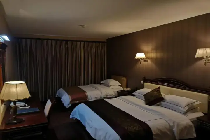 Пекин: Beijing Commercial Business Hotel