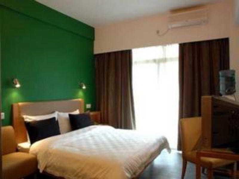 Пекин: Garden Inn Xidan