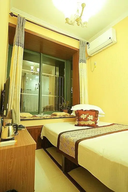 Циндао: Qingdao Yaxin Sea View Apartment