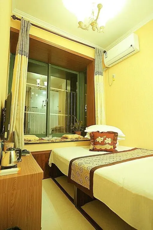 Циндао: Qingdao Yaxin Sea View Apartment