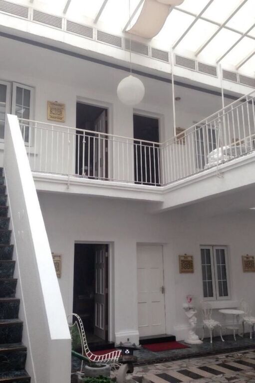 Шанхай: Ling Long Hotel
