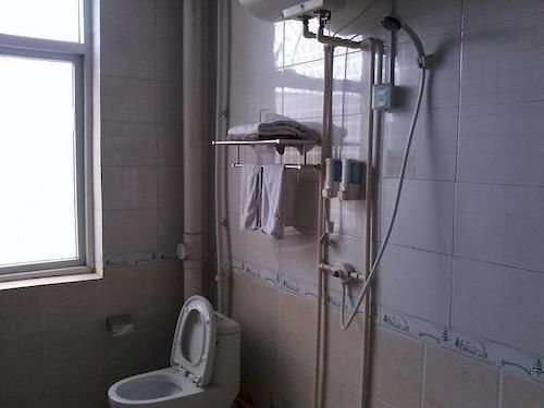Лиаоченг: Liaocheng Xiaocheng Yaju Business Hotel