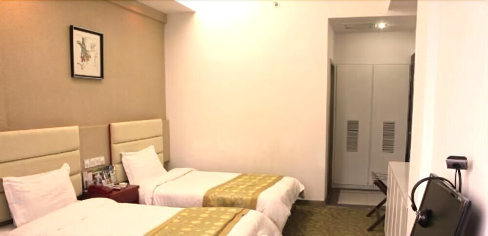 Цзюцзян: Jiujiang Bonnie Express Business Hotel