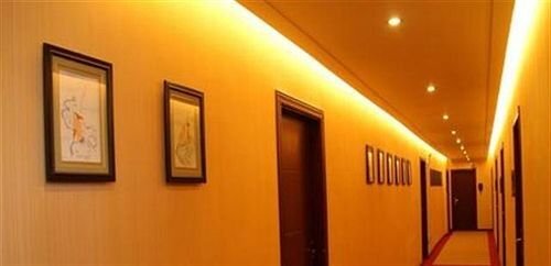 Куньмин: Youjia Hotel - Kunming