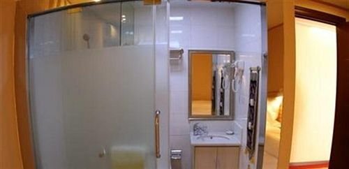 Куньмин: Youjia Hotel - Kunming